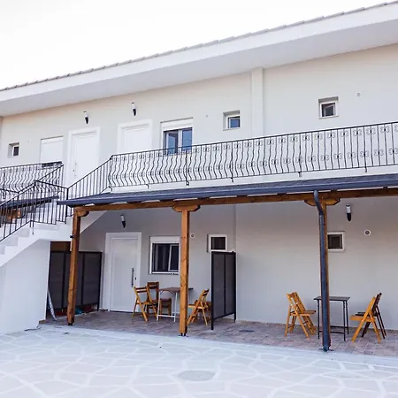 Harmony Apartments Larissa Exterior photo